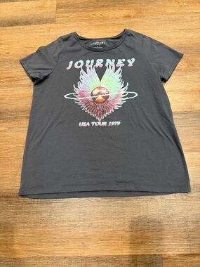 Journey USA Tour 1979 Graphic Tee - Black with Pastel Wings Women’s Size L